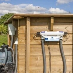 GRE UV- Desinfektionsanlage Für Pools Bis Zu 25 M³ -Pool-Chlor-Shop UVC25 Pool Desinfektion UV C GRE 5 1280x1280