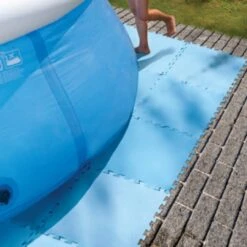 GRE Bodenschutzmatte 50 X 50 Cm, 8mm - 2,25m² - Blau -Pool-Chlor-Shop pool bodenschutzmatte 50x50x8 gre 3 1280x1280